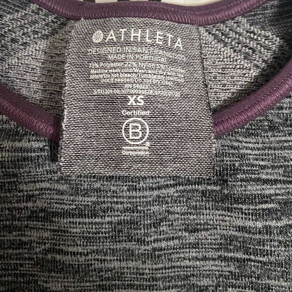 Athleta Seamless Short Sleeve Athletic Crop Top - Picture 3 of 3